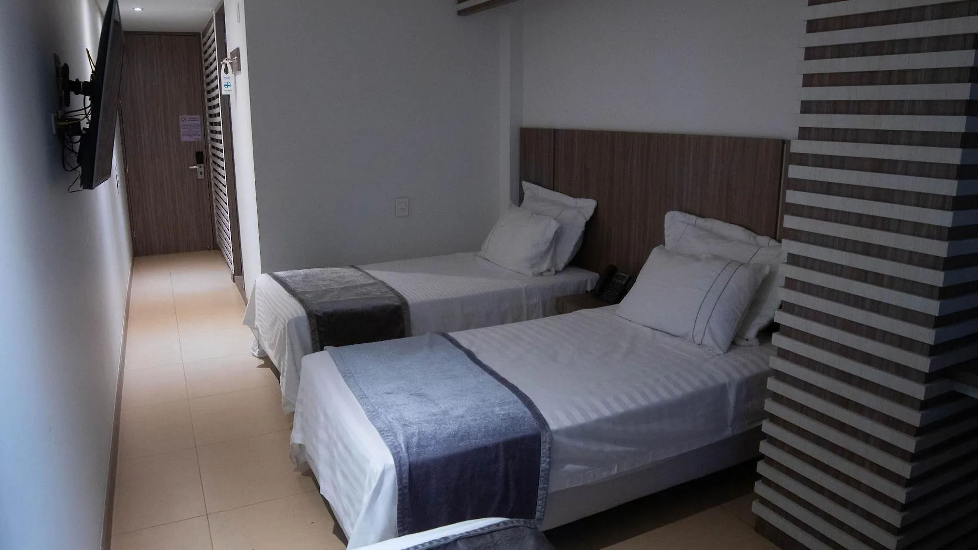 Park 42 Apartasuites Medellin Colombia