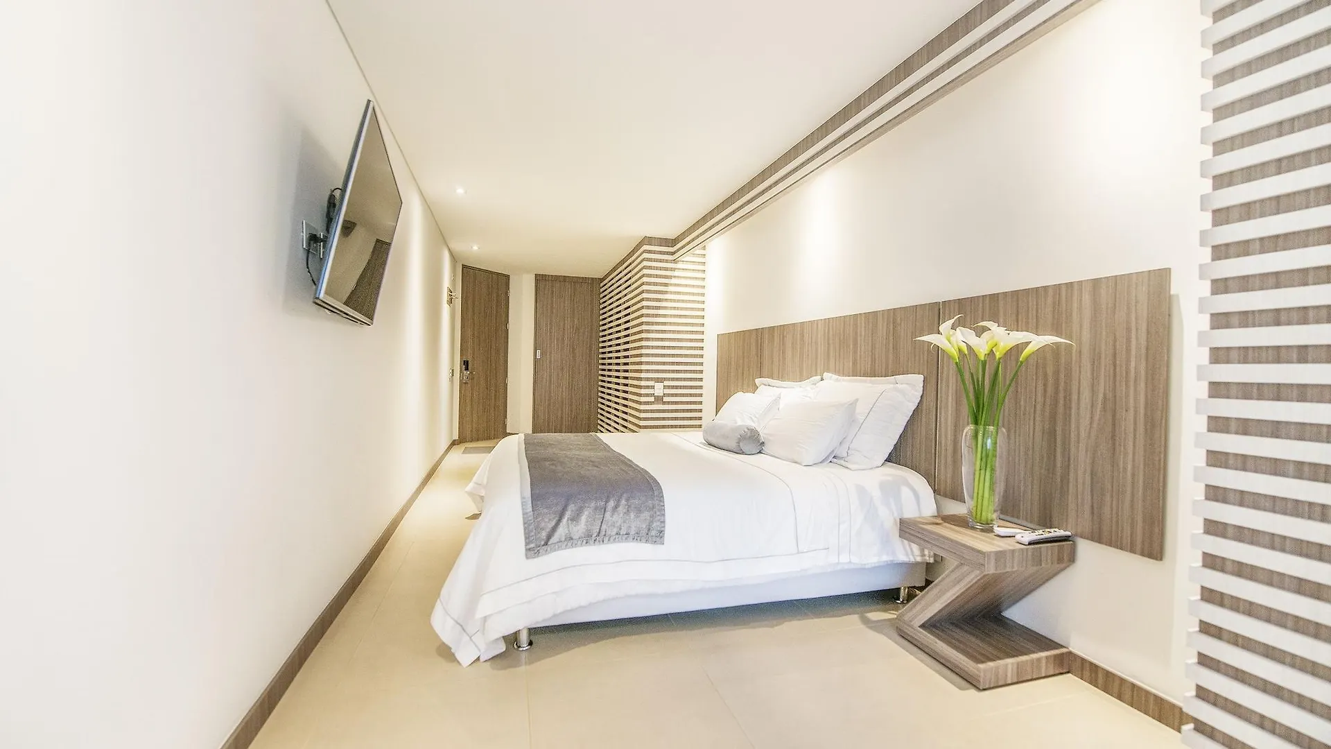 Park 42 Apartasuites Medellin Hotel