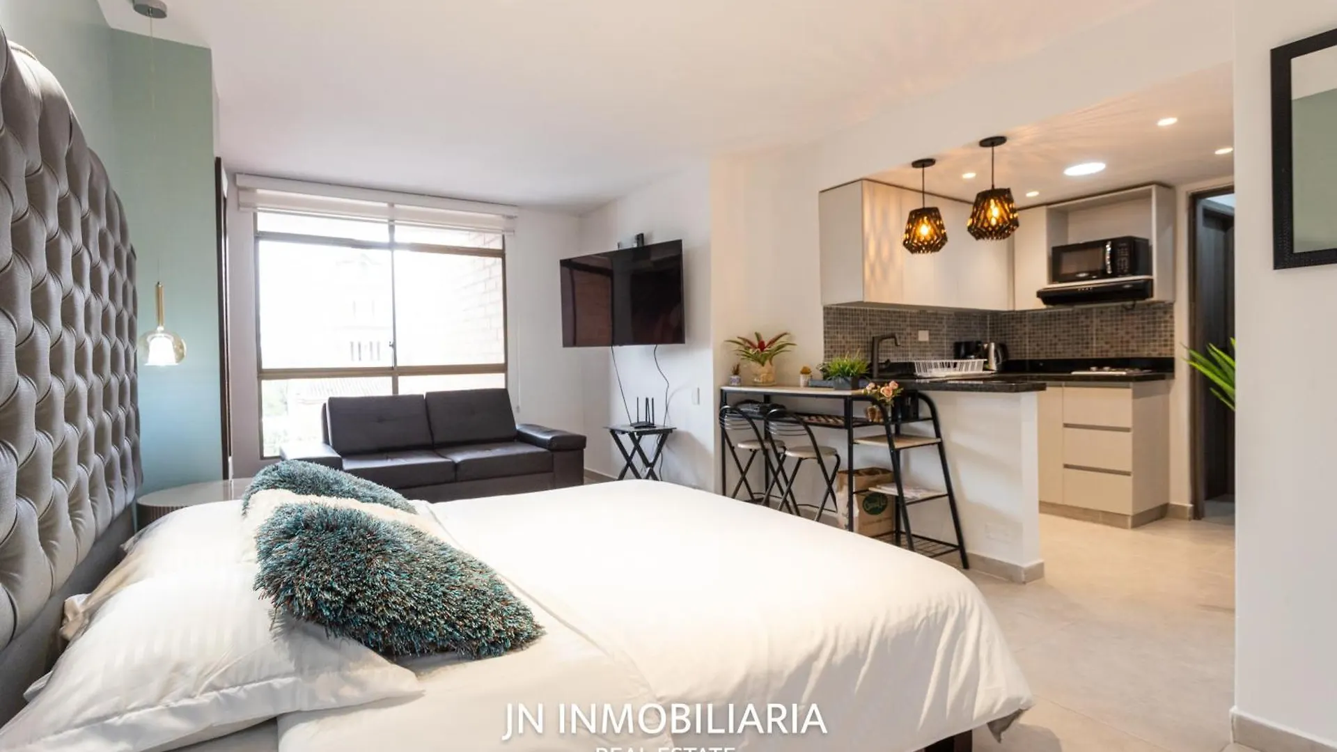 Park 42 Apartasuites Medellin