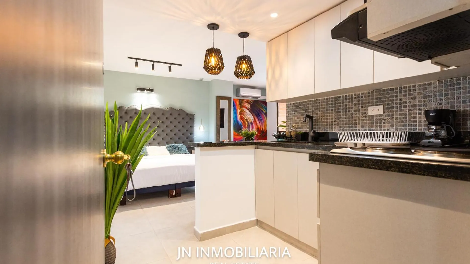 Park 42 Apartasuites Medellin 3*,  Colombia