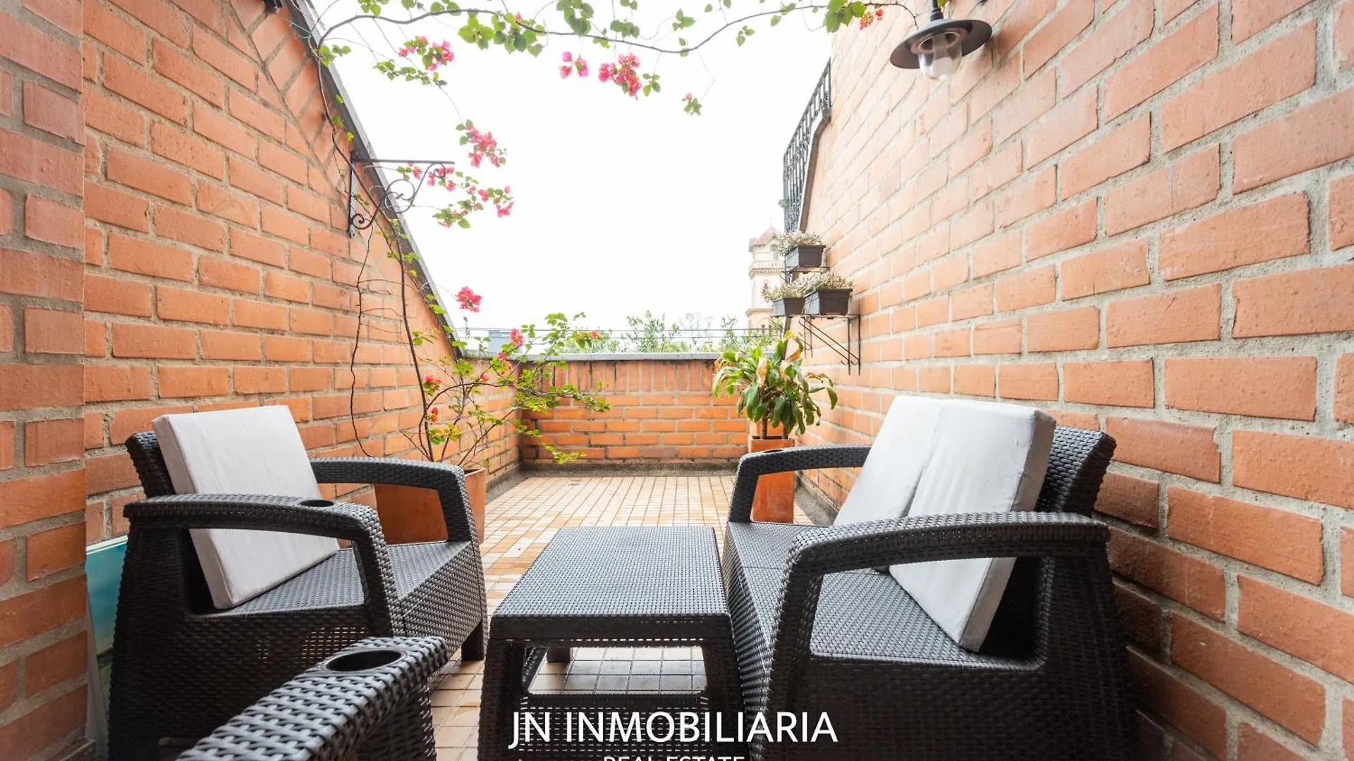 Park 42 Apartasuites Medellin 3*,