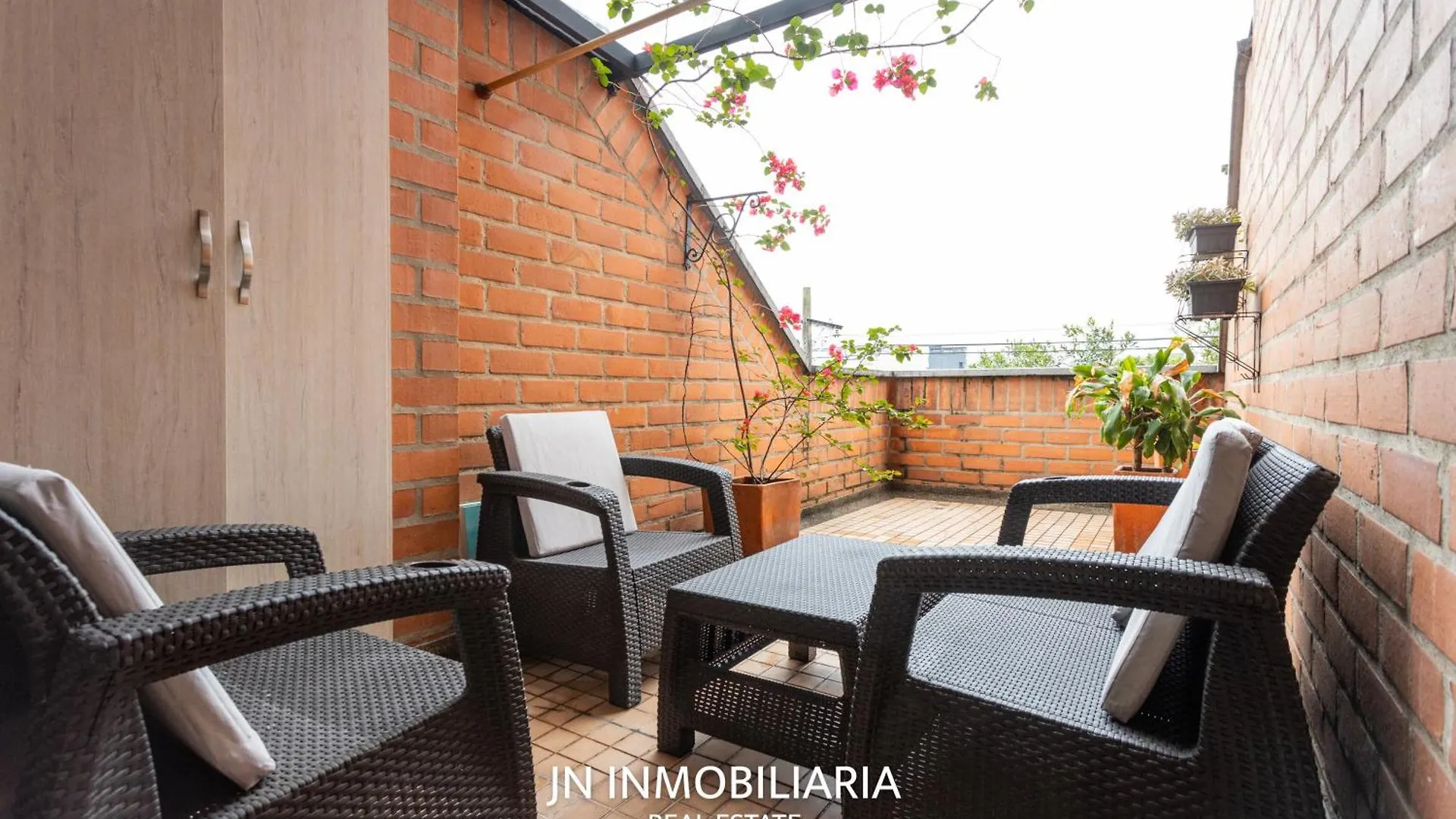 Park 42 Apartasuites Medellin